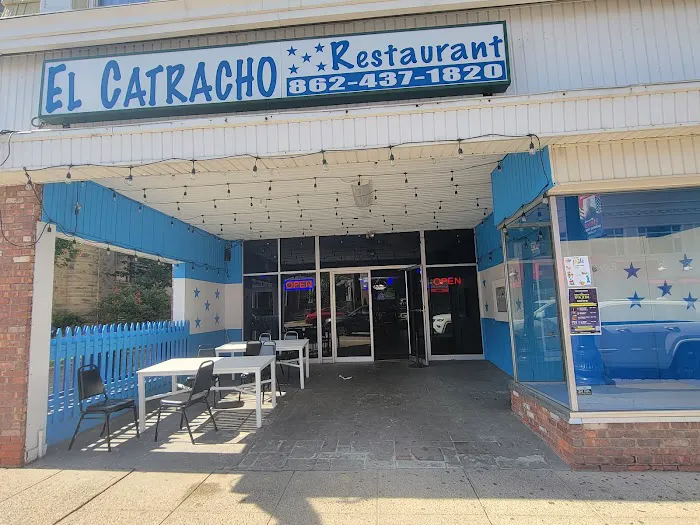 El Catracho Restaurant 3