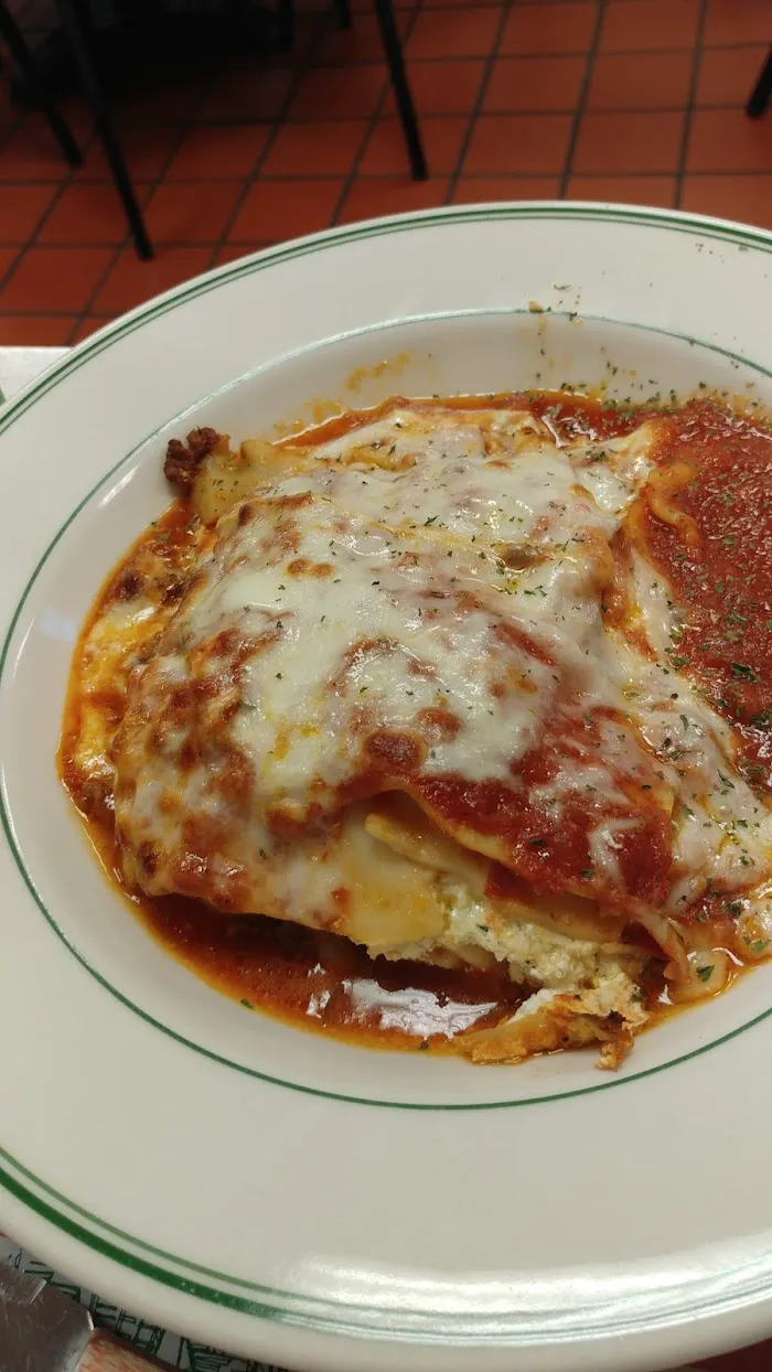 Lorenzo's Pizzeria & Restaurant 9