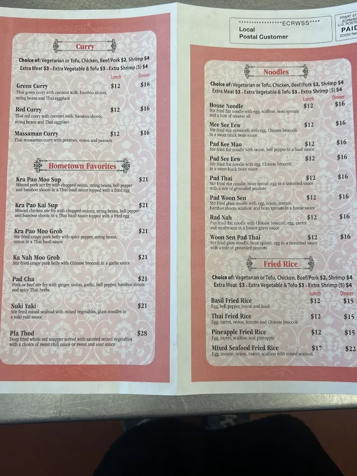 Maliwans Thai Kitchen 8