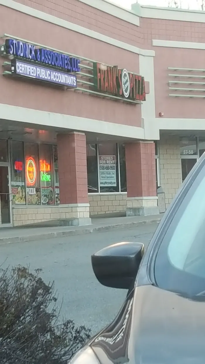 Frank's Pizza 10