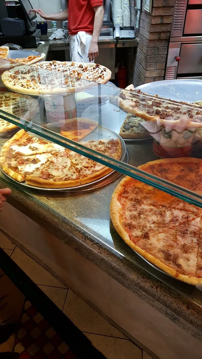 Frank's Pizza 8