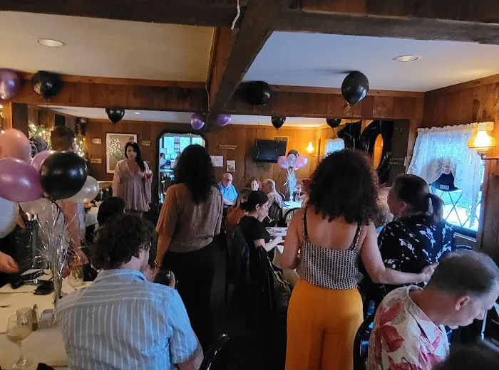 The Lamp Post Inn 9