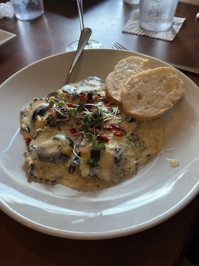 Blackwater Bistro 9