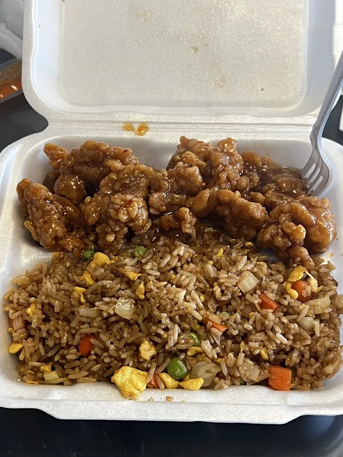 Fusion 98 Eatery 10