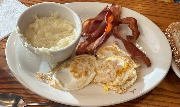 Cracker Barrel Old Country Store 8