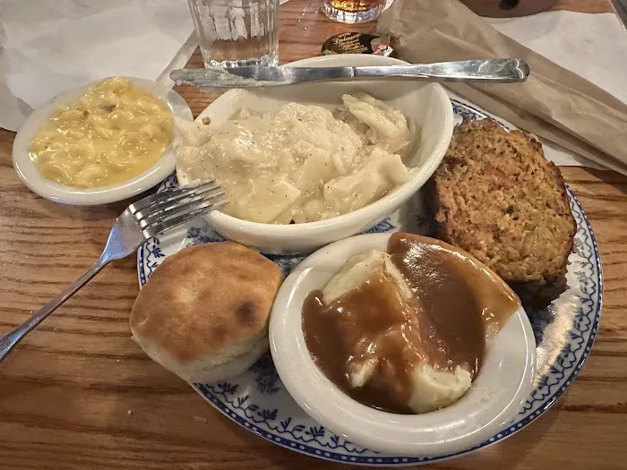 Cracker Barrel Old Country Store 5