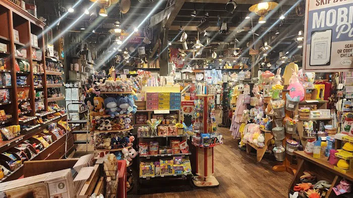 Cracker Barrel Old Country Store 6