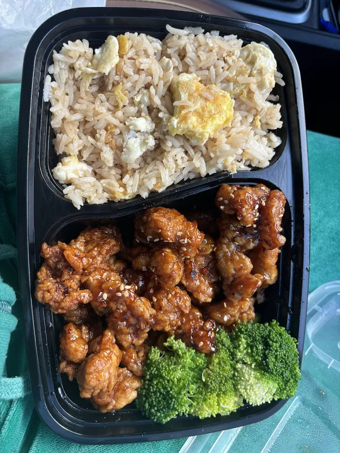 Asian Fusion Pensacola (Food Trailer) 6