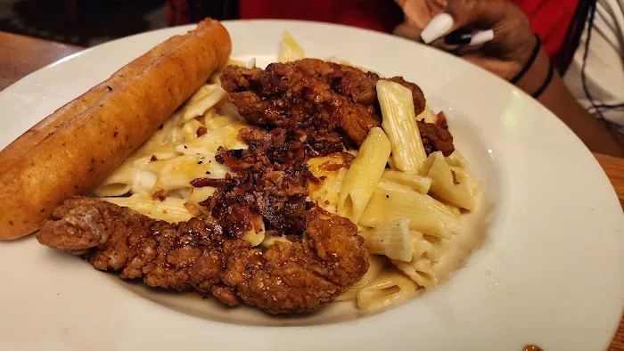 Applebee's Grill + Bar 3