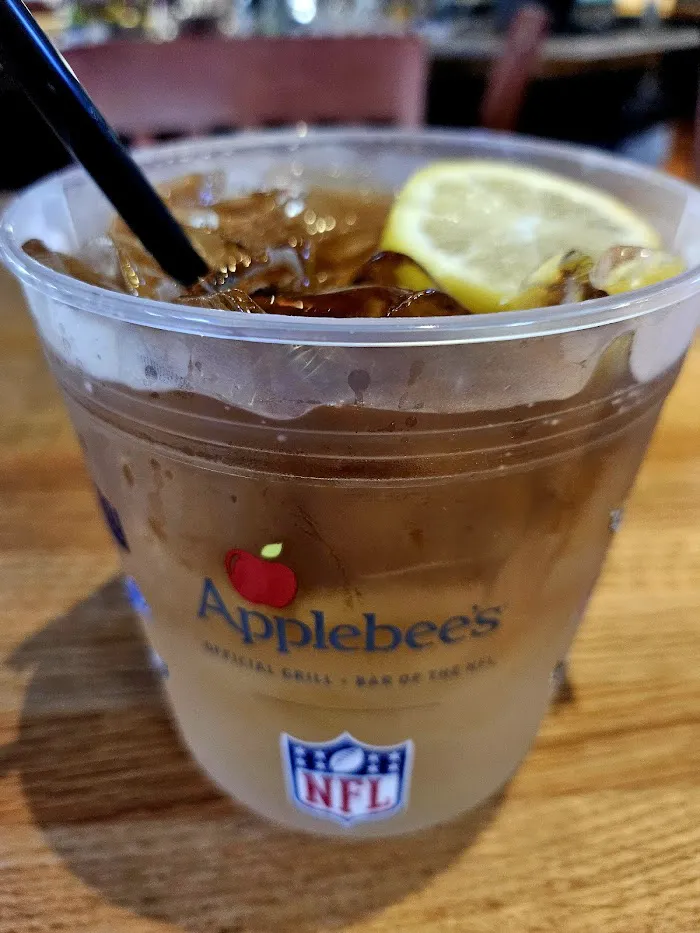 Applebee's Grill + Bar 4