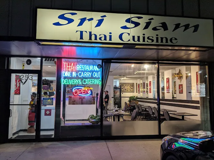 Sri Siam Thai Restaurant 2