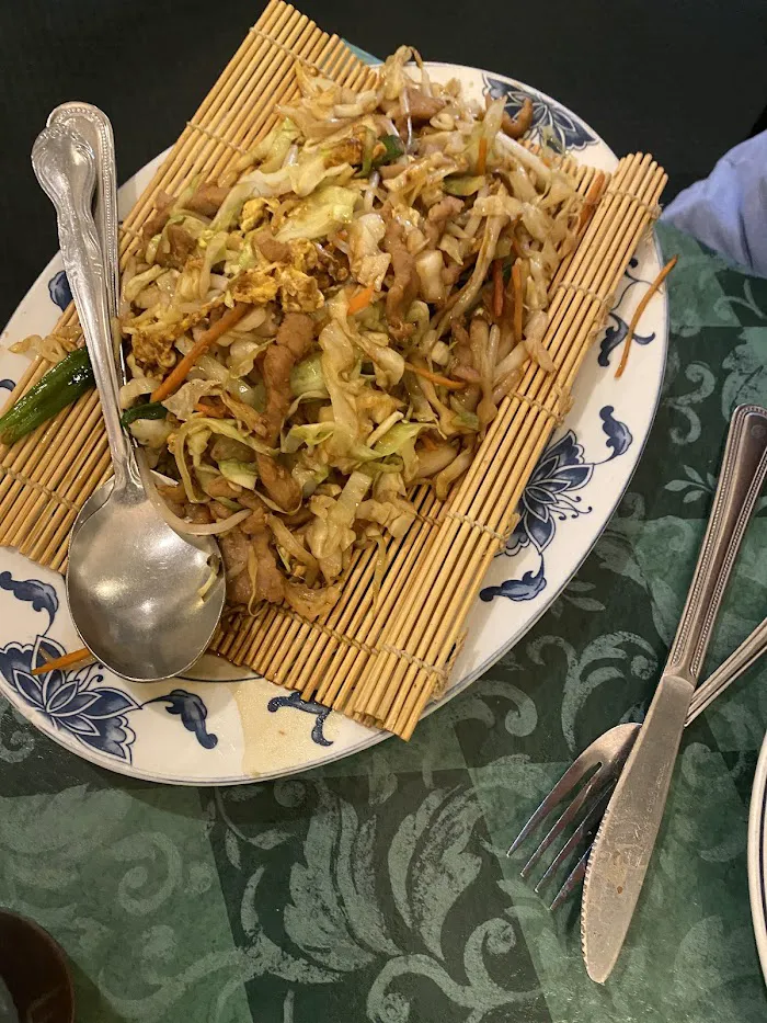 Tong's Hunan Restaurant 5