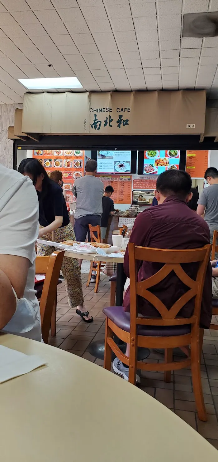Liang's Chinese Cafe 8