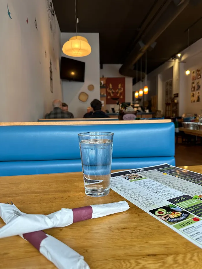 Dowize Bistro 3