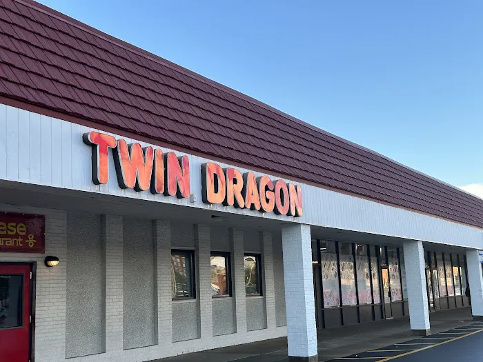 Twin Dragon Restaurant 8
