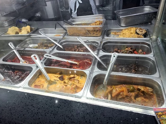 Flamin wok Jamaican Chinese & seafood 3