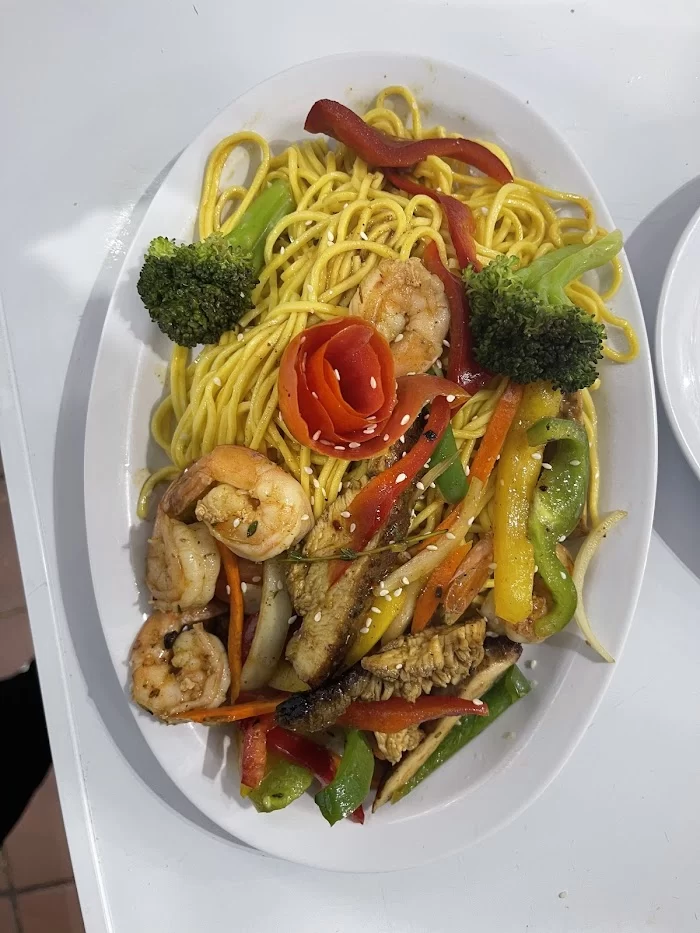 Flamin wok Jamaican Chinese & seafood 6