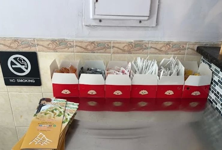 Dumpling Chinese restaurant 0
