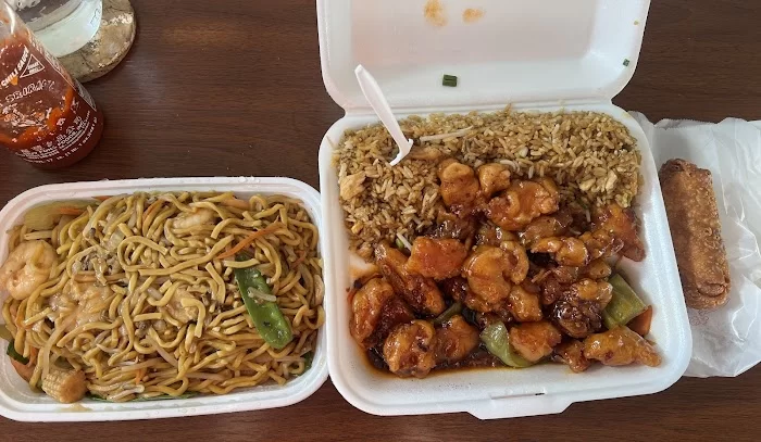 Lee's Wok 2
