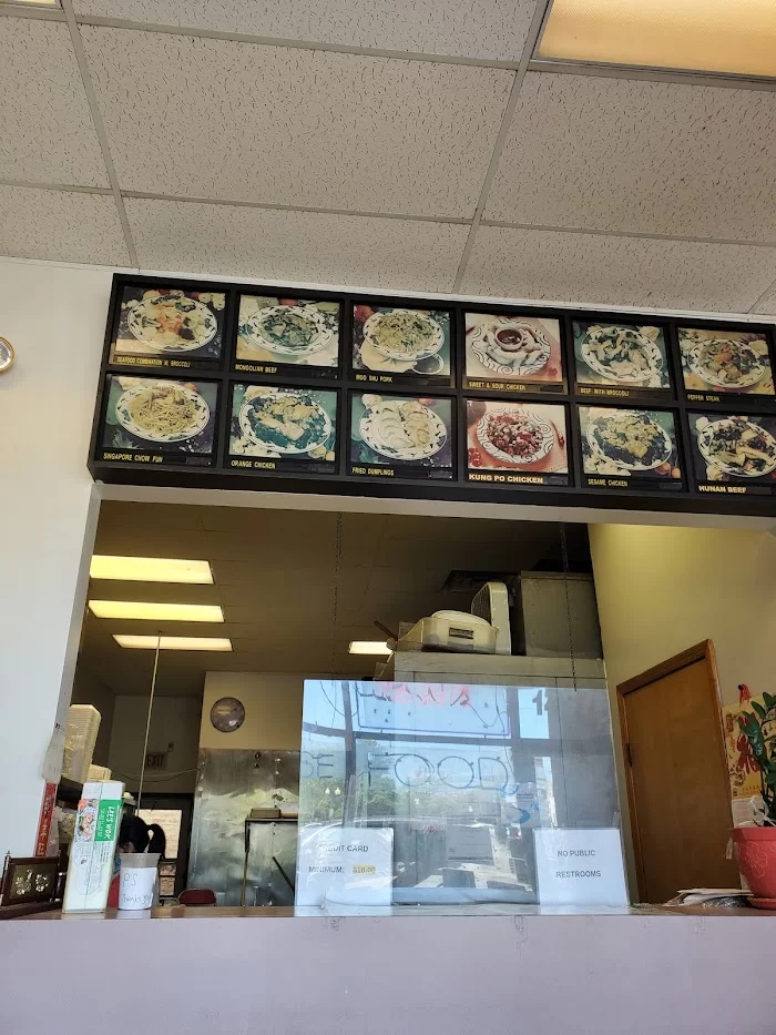 Lee's Wok 6