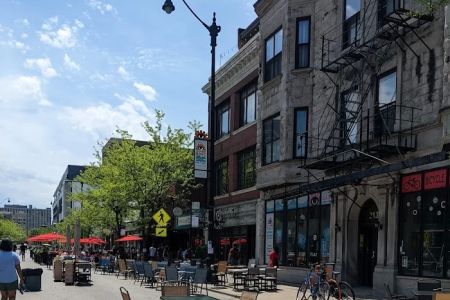 Little Wok - Lakeview