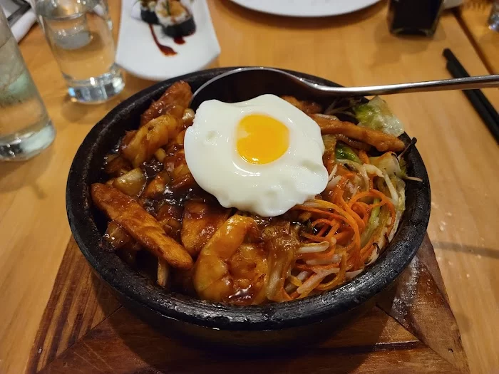 Little Wok - Lakeview 5