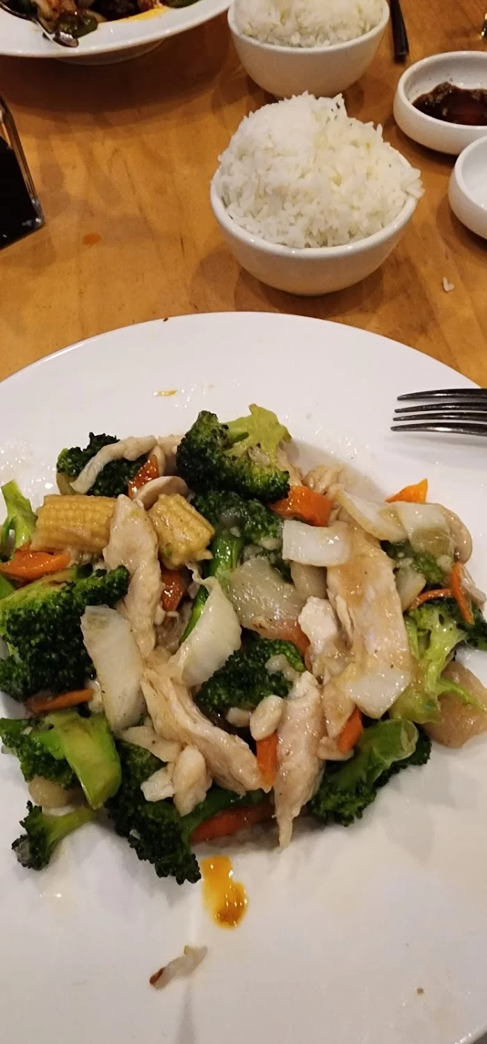 Little Wok - Lakeview 9