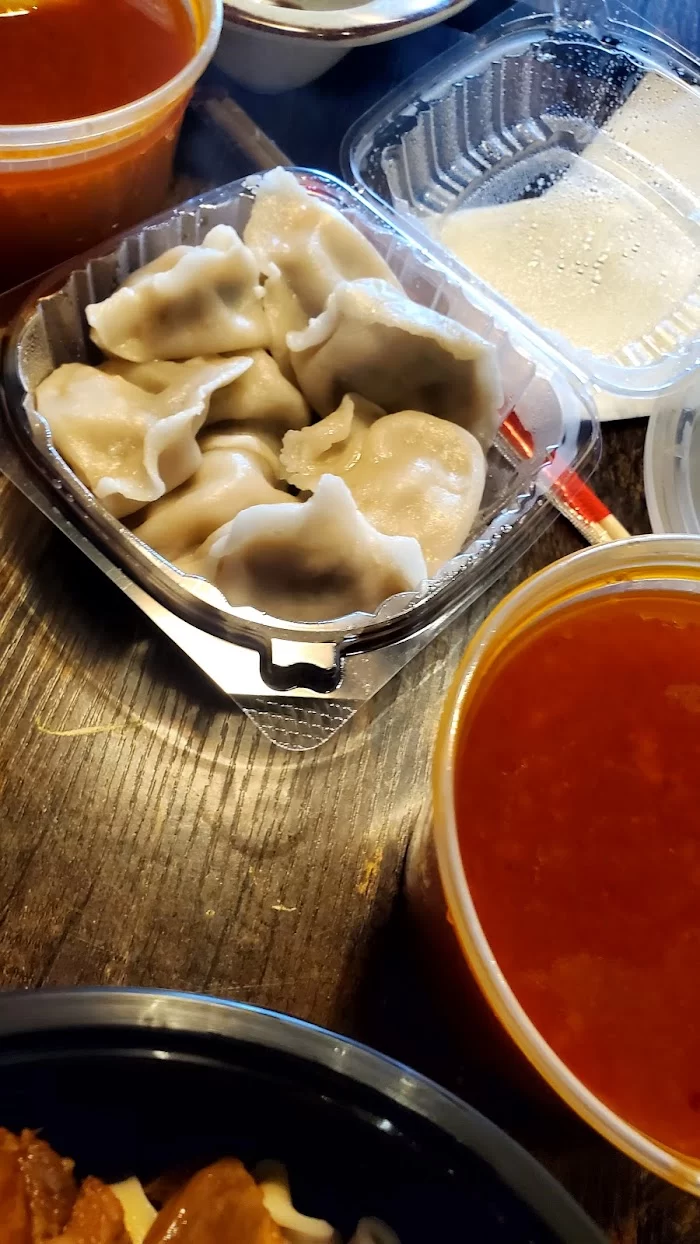 H Noodle House 奶奶食堂 10