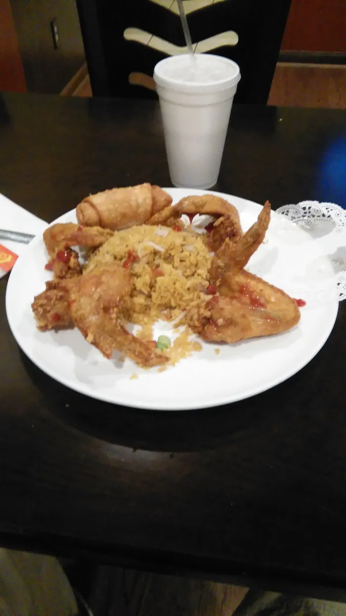 Eastern Phoenix Restaurant 10