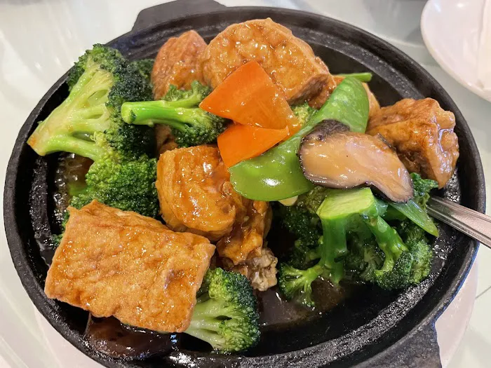 Trithis Restaurant 8
