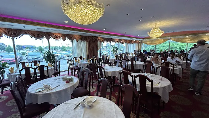 Emerald Chinese Restaurant 3