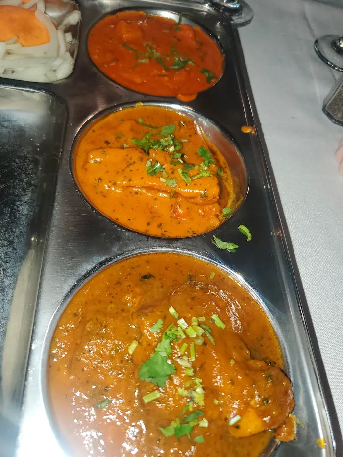 Royal Spice Indian Restaurant 6