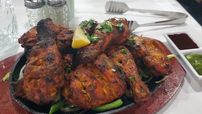 Royal Spice Indian Restaurant 7