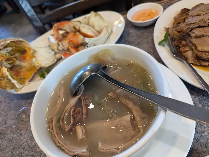 Chiuchow Man Chinese Restaurant 7