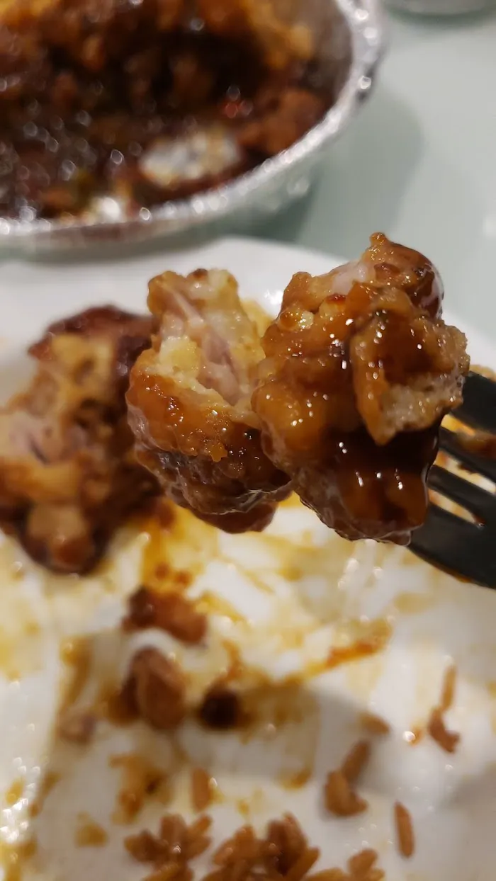 Wok-A-Way Chinese Food & Wings 8