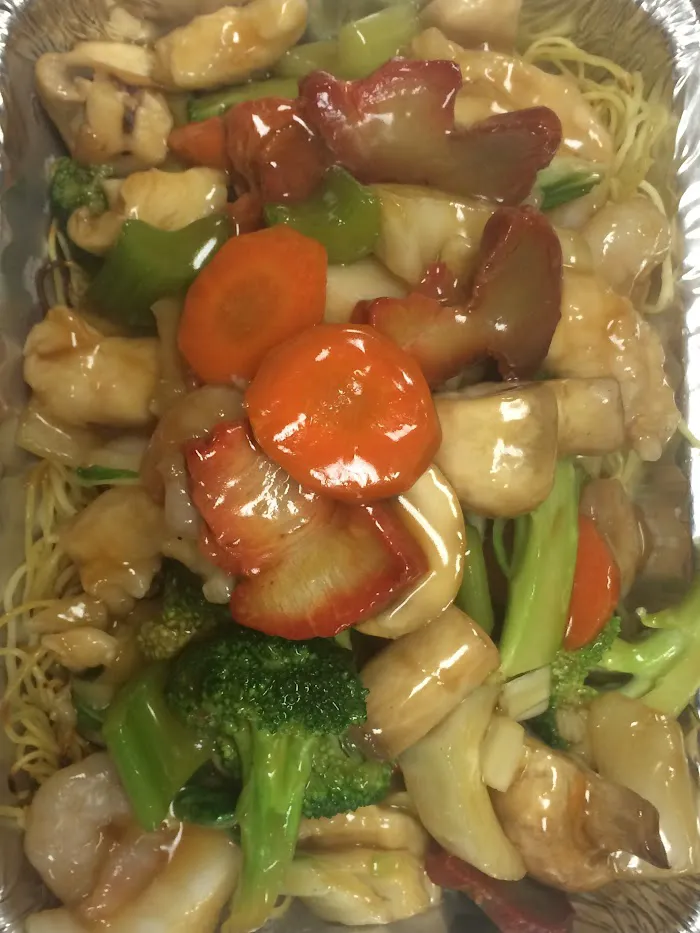Wok-A-Way Chinese Food & Wings 7