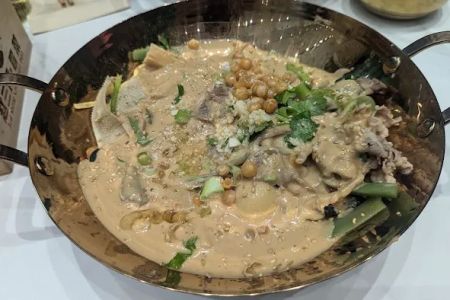 3rd Mom Spicy Hot Pot