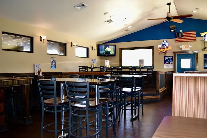 Sidelines Sports Bar & Grill 5