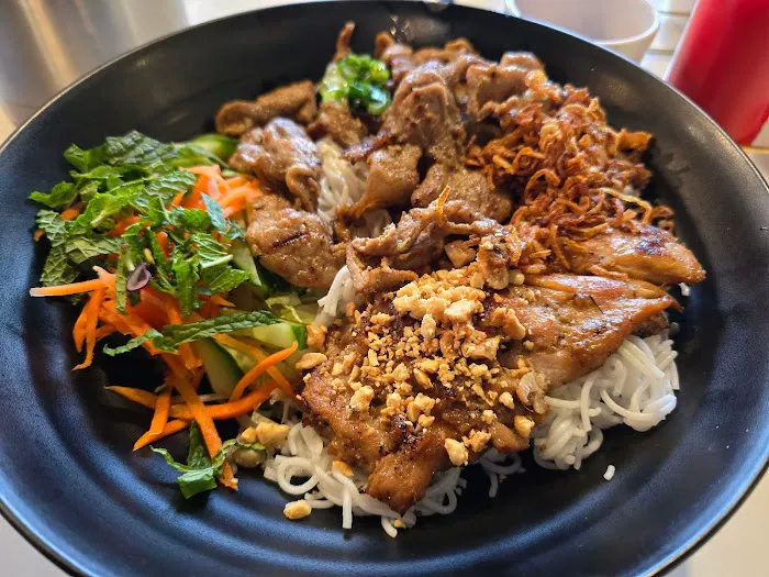 Yum's Kitchen 10