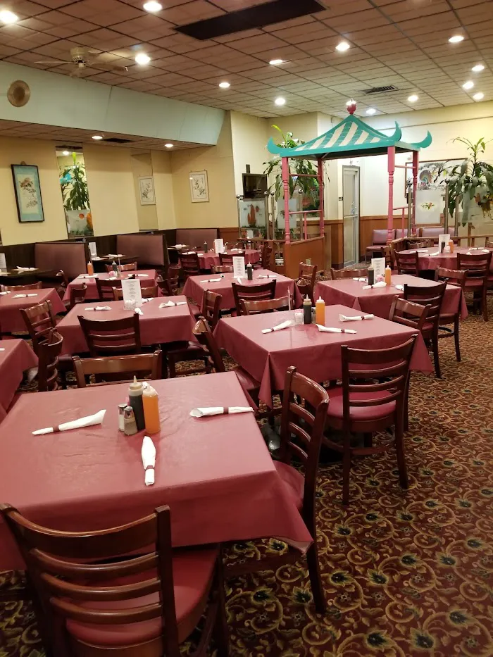 Dale Yee's Chow Mein 8