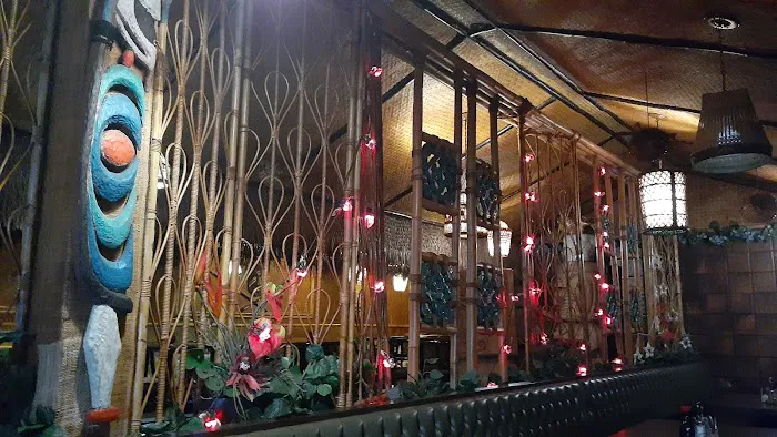Chin's Restaurant 3