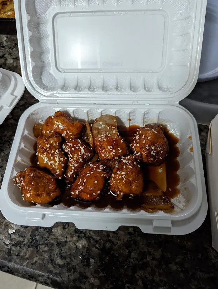 Wok in Cari out 9