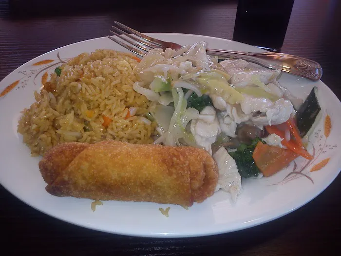 Happy Wok-Chinese Restaurant 3