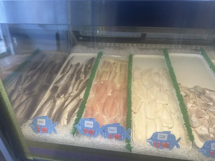 Seaworld chicken N fish market (Southfield) 4