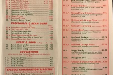 Discover Main Moon Chinese Restaurant in Loveland, CO
