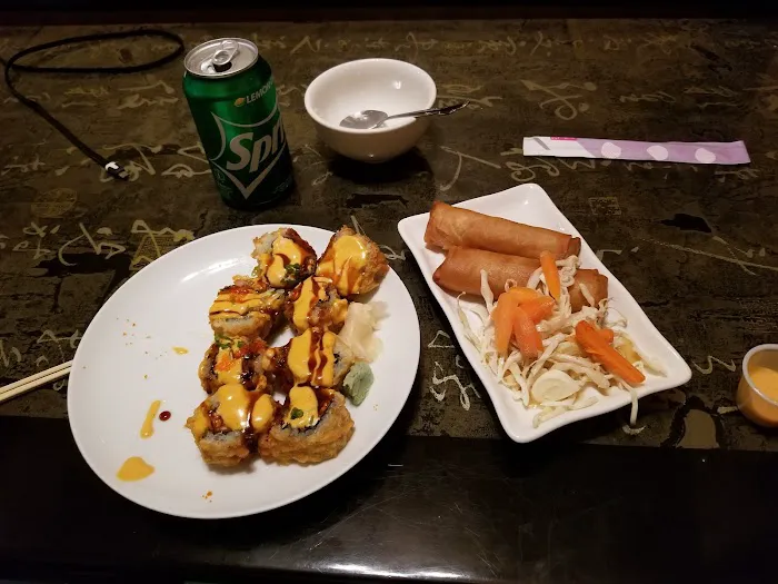 Young Chow Asian Fusion Sushi Bar 10