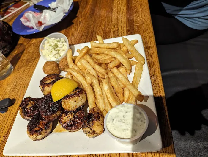 O'Quigley's Seafood Steamer & Oyster Sports Bar 3