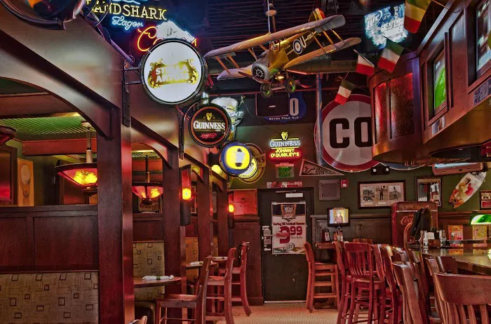 O'Quigley's Seafood Steamer & Oyster Sports Bar 7