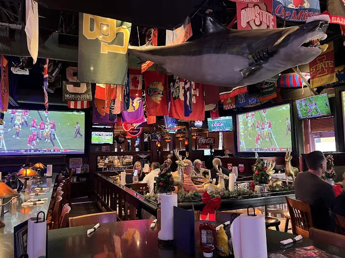 O'Quigley's Seafood Steamer & Oyster Sports Bar 5
