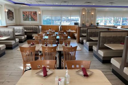 Queen Restaurant ll